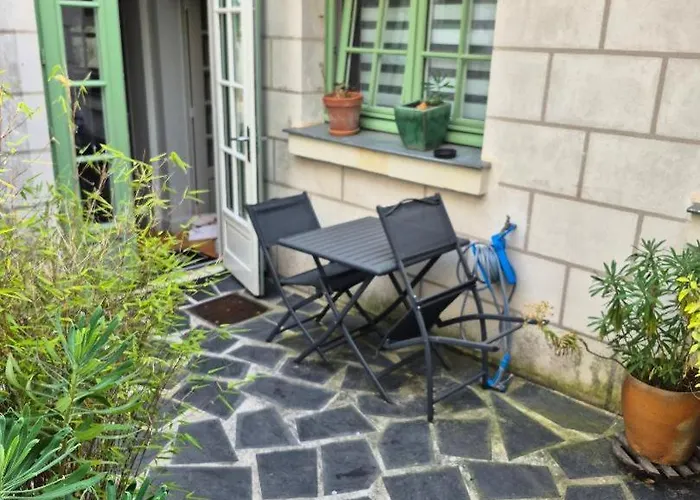 Semesterbostad Charmante Maison